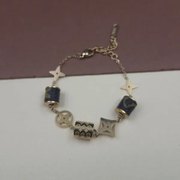 Sriasmi Gold Plated Stainless Steel Waterproof Chain Bracelet - Image 2