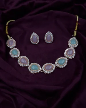 Elegant Lightweight Korean Necklace Set | Sriasmi.com