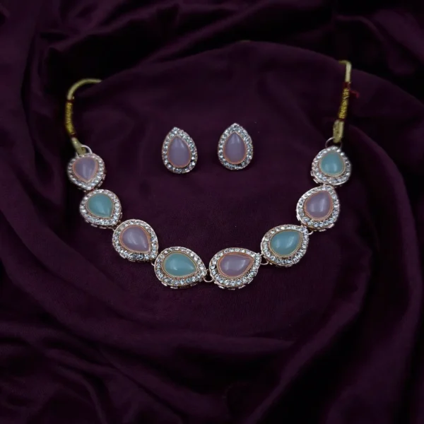 Elegant Lightweight Korean Necklace Set | Sriasmi.com