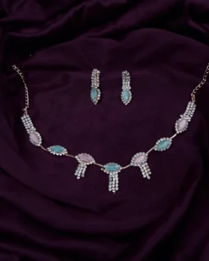 Elegant Lightweight Korean Necklace Set | Sriasmi.com