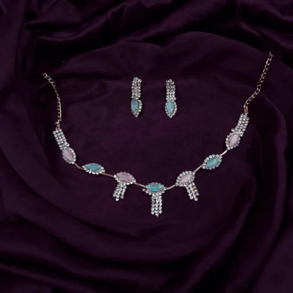 Elegant Lightweight Korean Necklace Set | Sriasmi.com