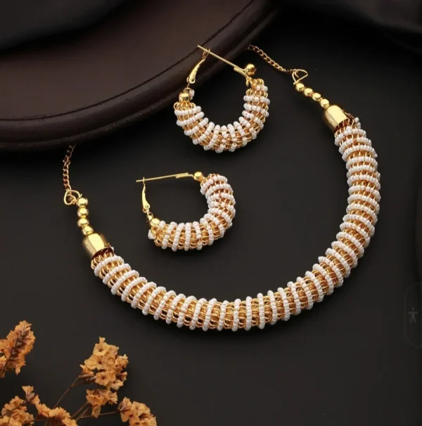 Gold-white Elegant Lightweight Korean Necklace Set | Sriasmi.com - Image 3