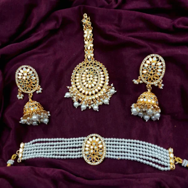 Traditional Mirror Kundan Necklace Set with Maang Tikka | Sriasmi.com